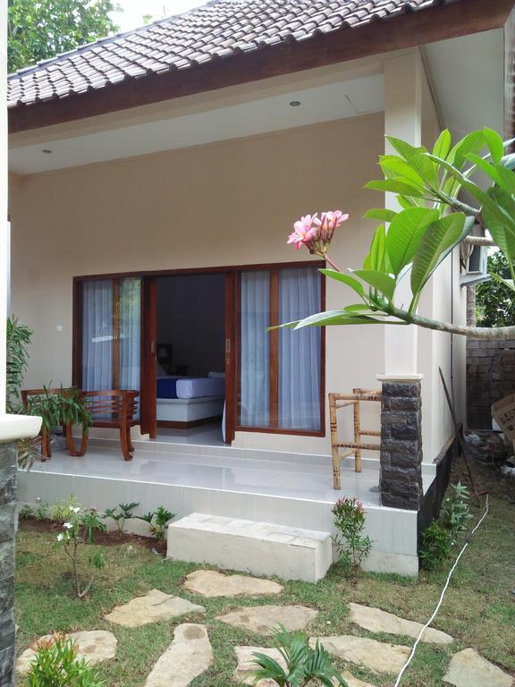 Santai Retreat Hotel Kuta  Exterior photo