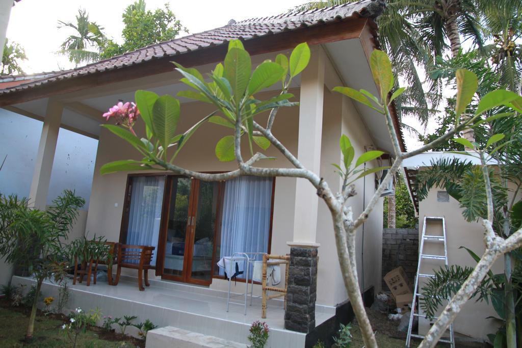 Santai Retreat Hotel Kuta  Exterior photo